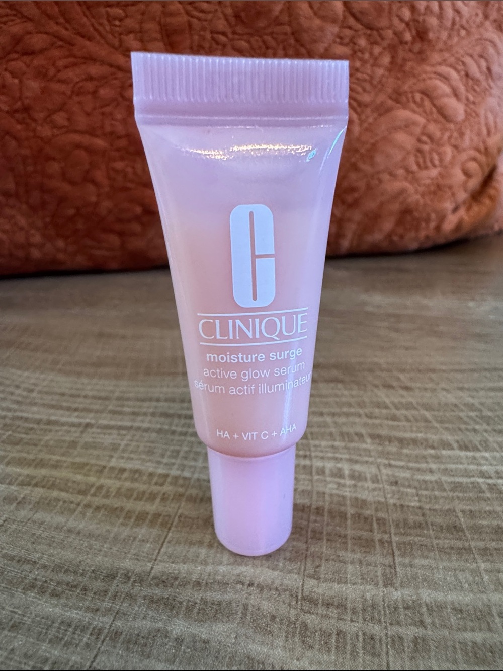 Clinique Moisture Surge Active Glow Serum - Light Pink Tube